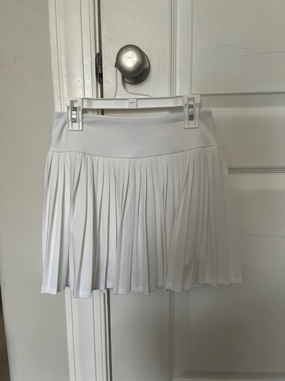 art class White Pleated Tennis Skirt